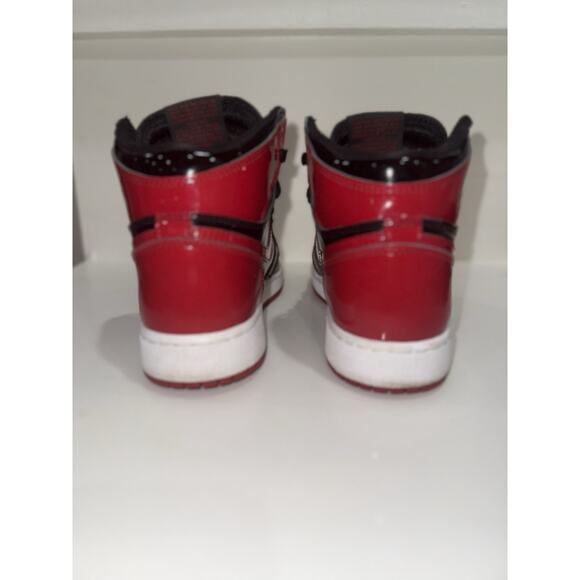 Jordan Retro 1 Bred - Picture 3 of 6